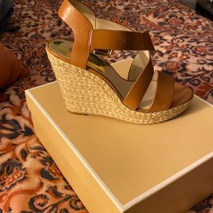 Michael Kors Giovanna wedge
